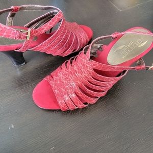 RED Areosoles Size 7